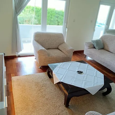 Spacious And Peaceful Rosemary Kastela